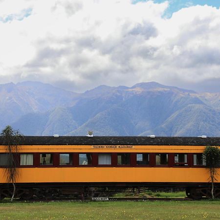 Te Anau Lodge Exteriör bild
