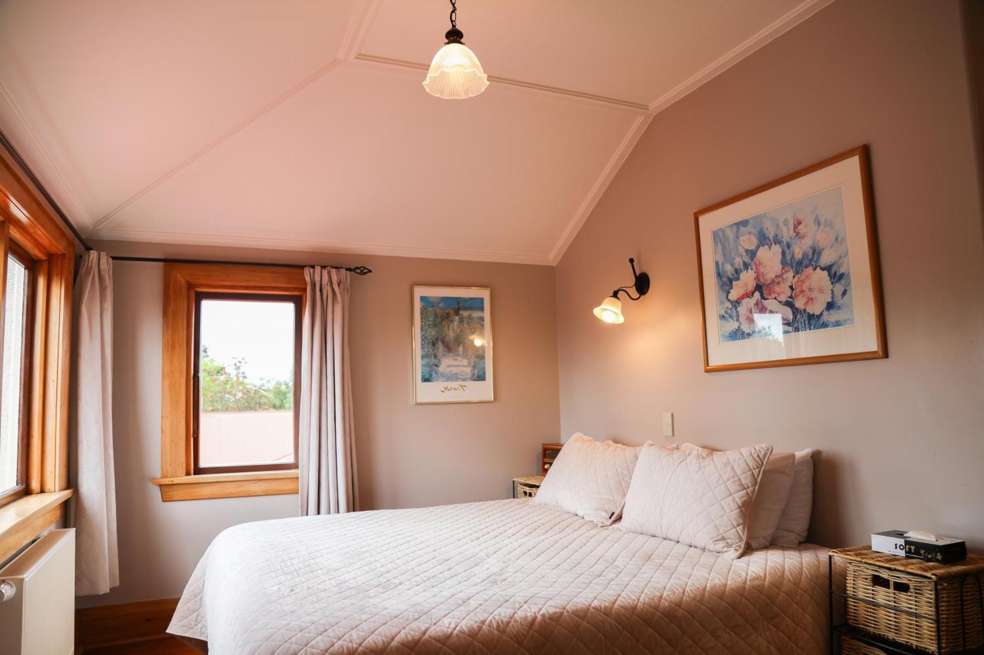 Te Anau Lodge Exteriör bild