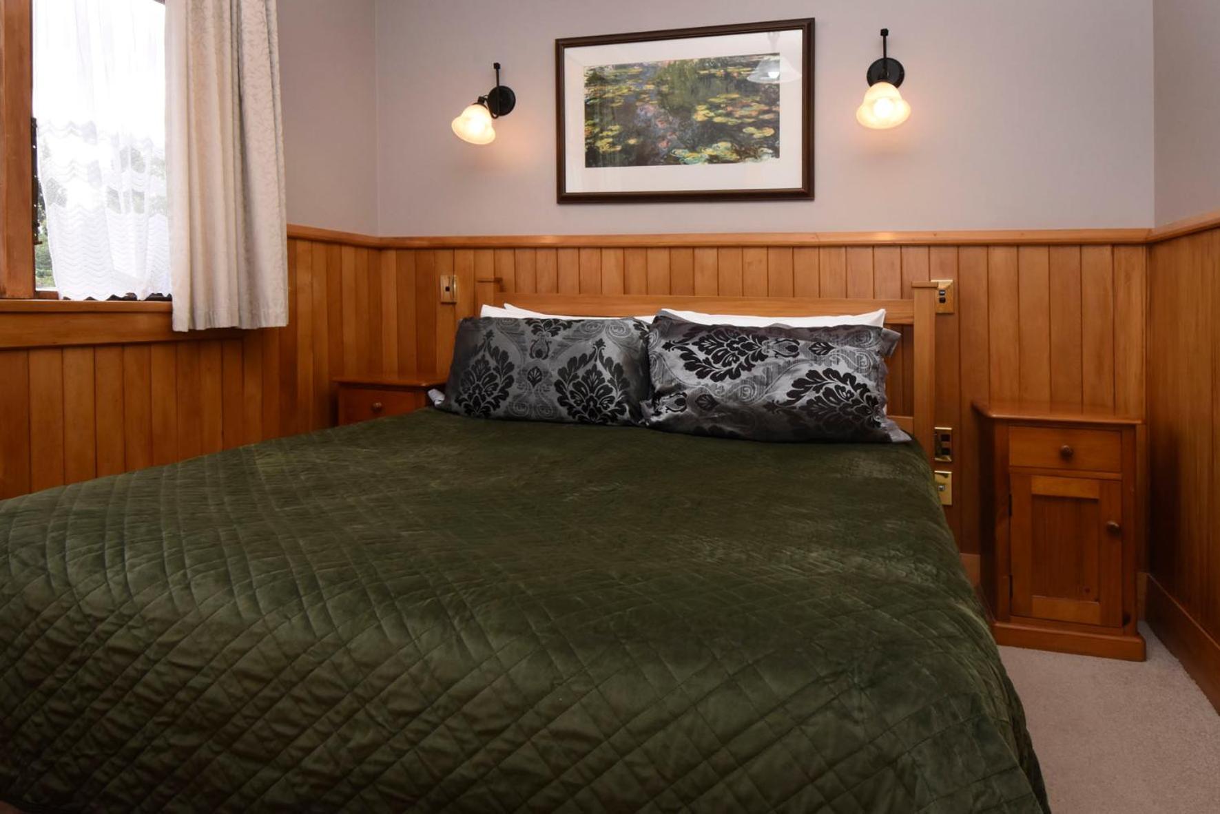 Te Anau Lodge Exteriör bild