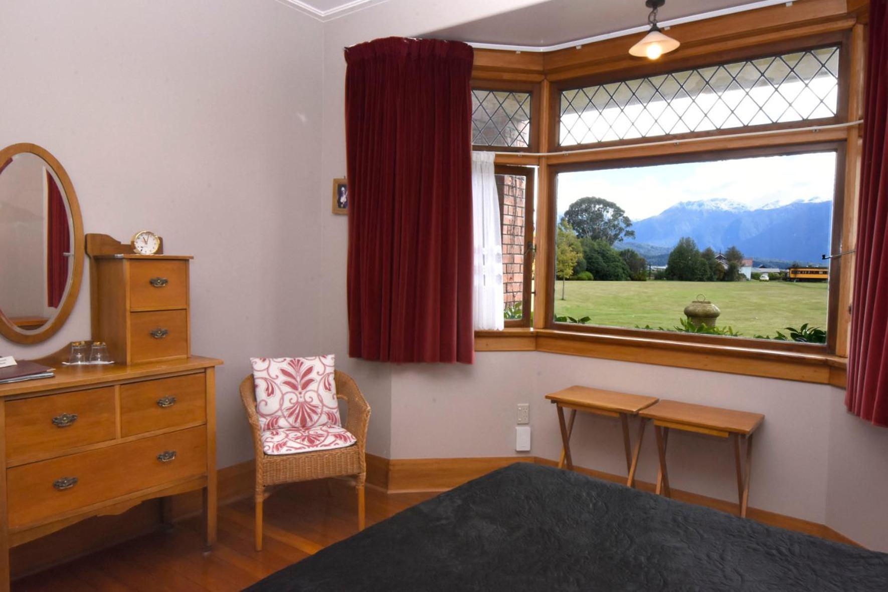 Te Anau Lodge Exteriör bild
