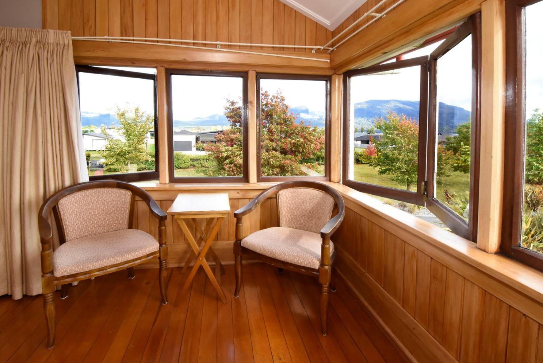 Te Anau Lodge Exteriör bild