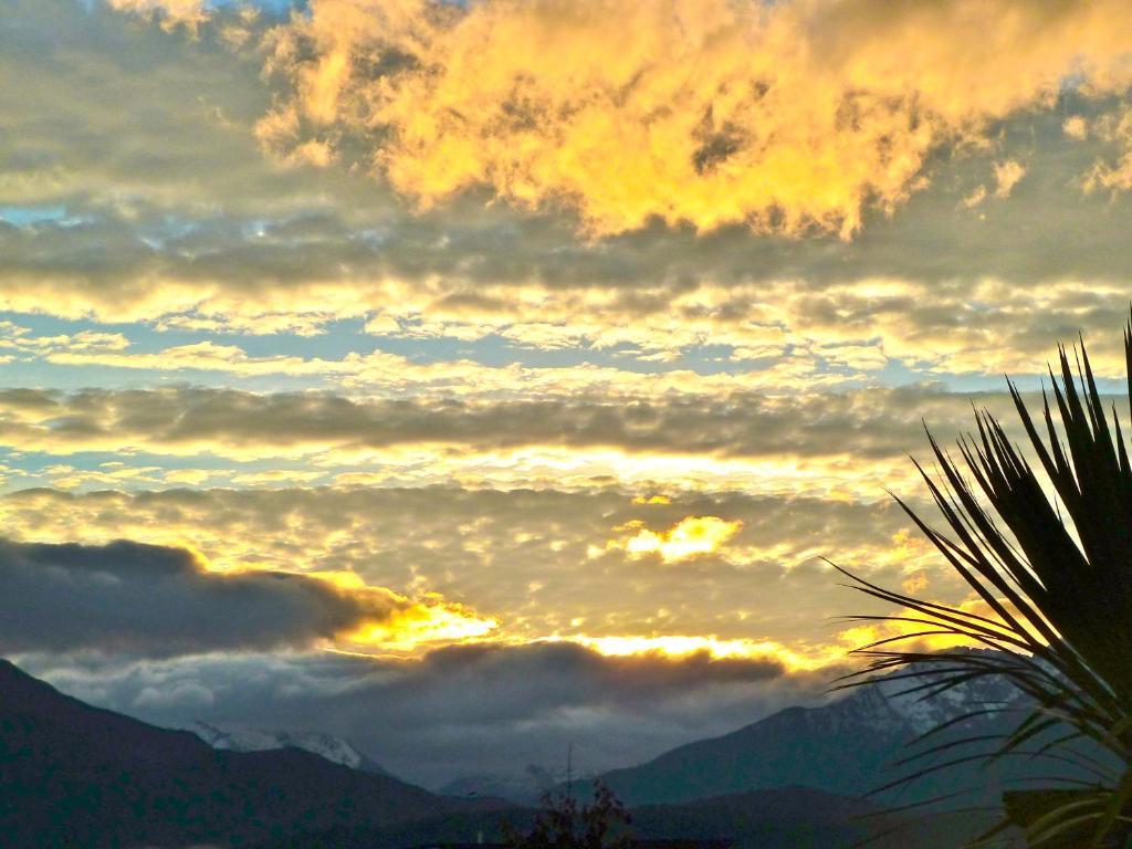 Te Anau Lodge Exteriör bild
