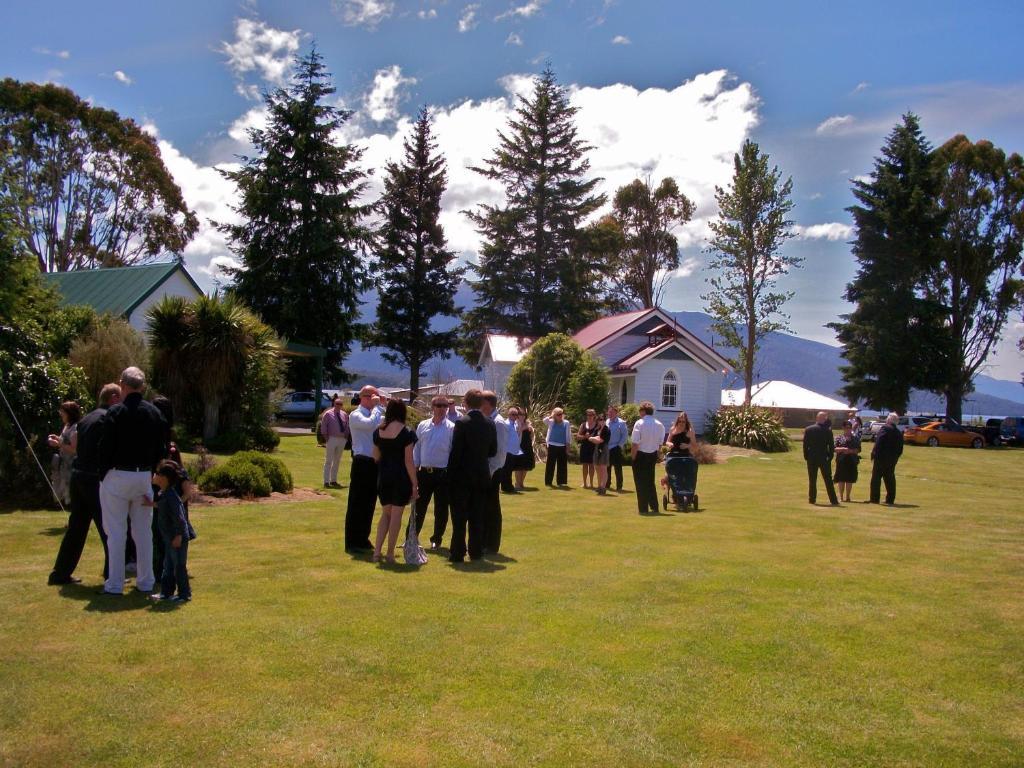 Te Anau Lodge Exteriör bild
